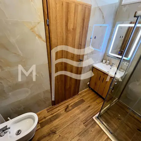 Teuta 575 Apartman *